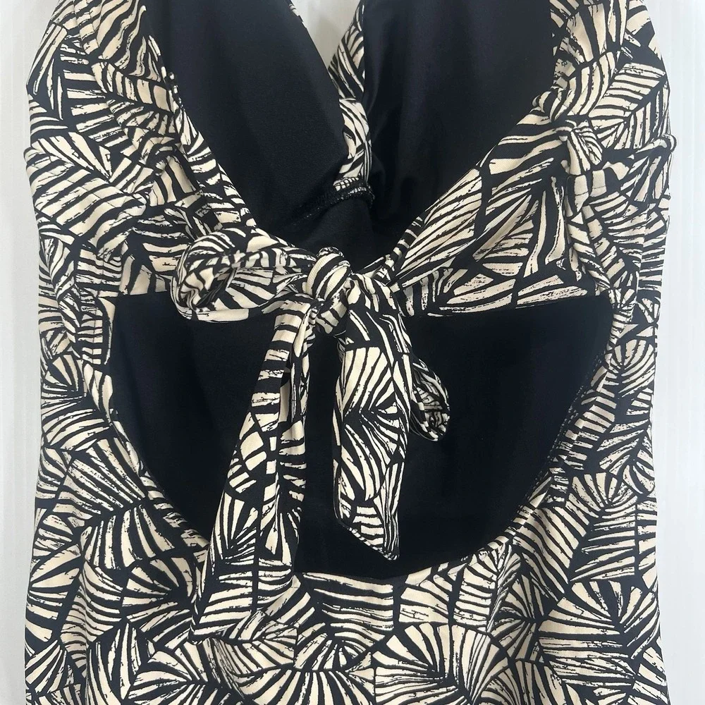 Seafolly Palm Print One‎ Piece Halter Swimsuit 8 Black Tan Tie Back Resort Vacay